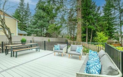 Building the Perfect Outdoor Retreat: Trends in Custom Decks for 2024